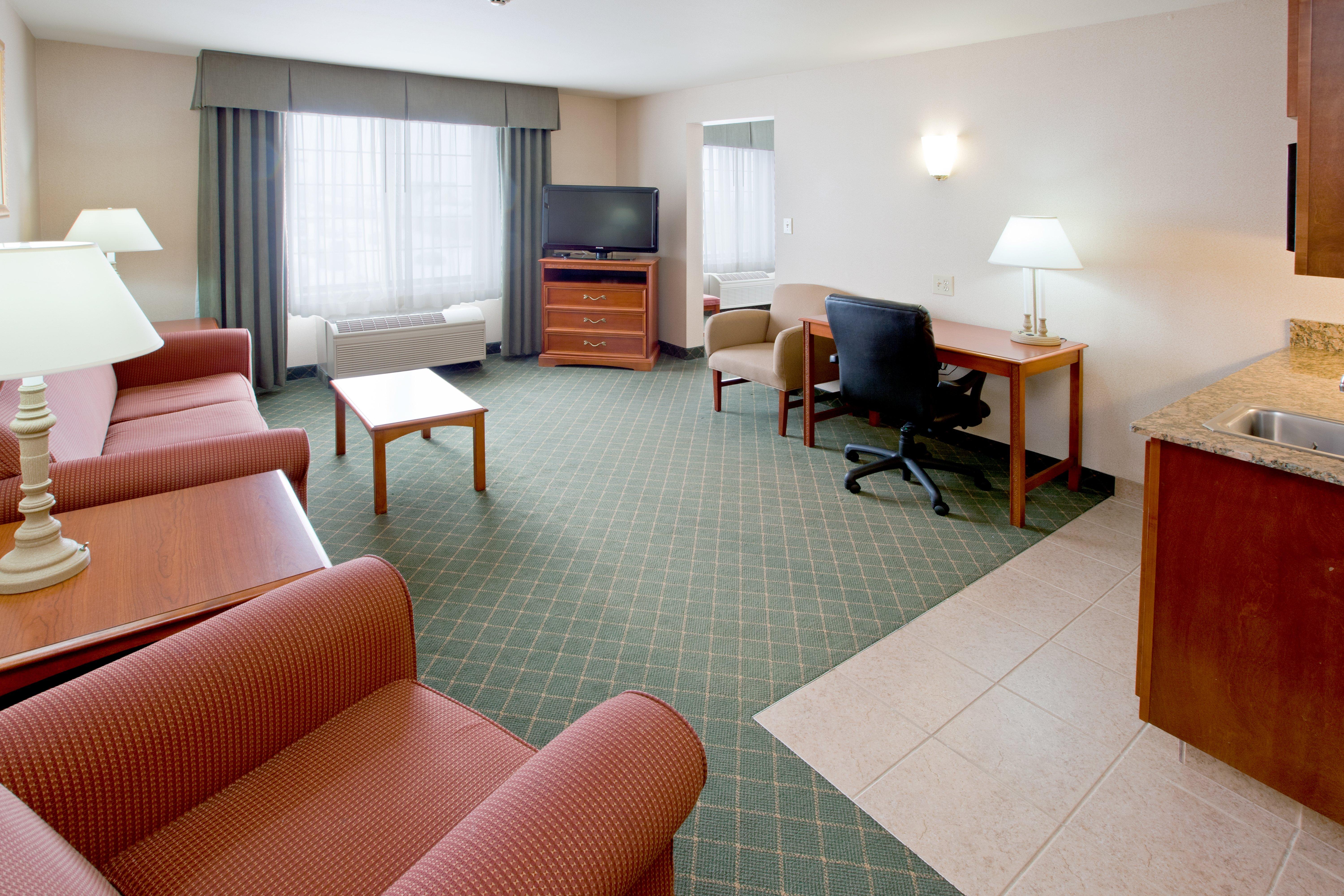 Holiday Inn Express Lebanon By Ihg Bagian luar foto