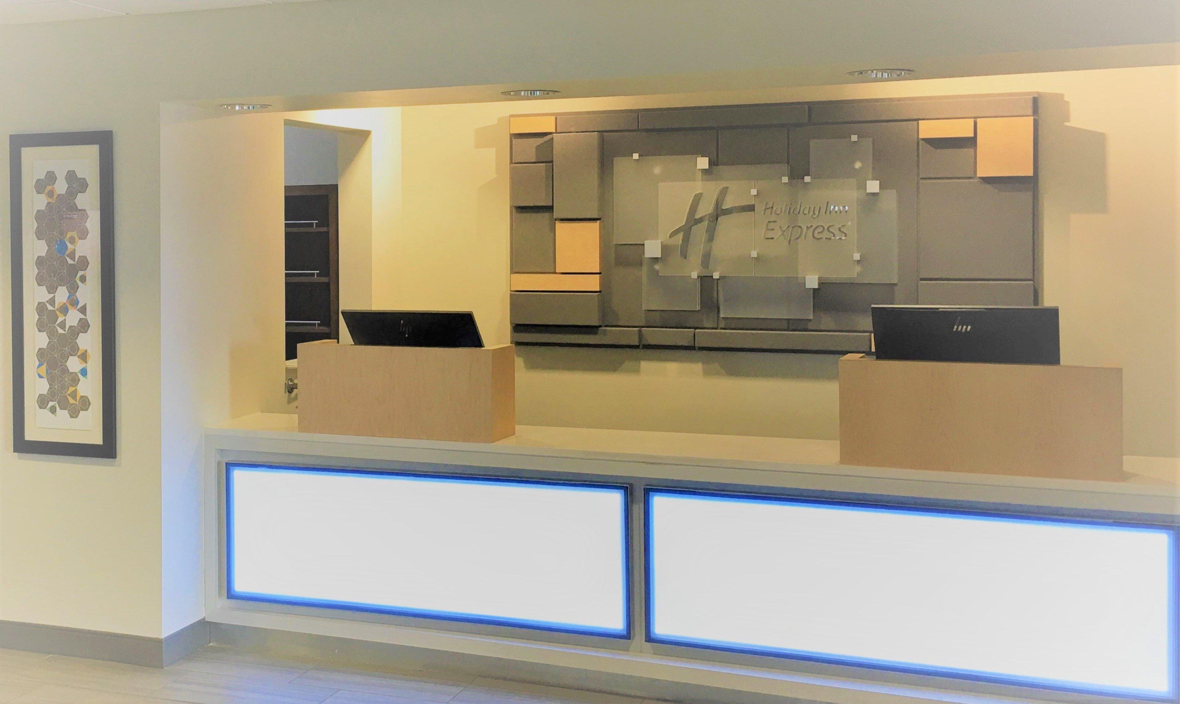 Holiday Inn Express Lebanon By Ihg Bagian luar foto