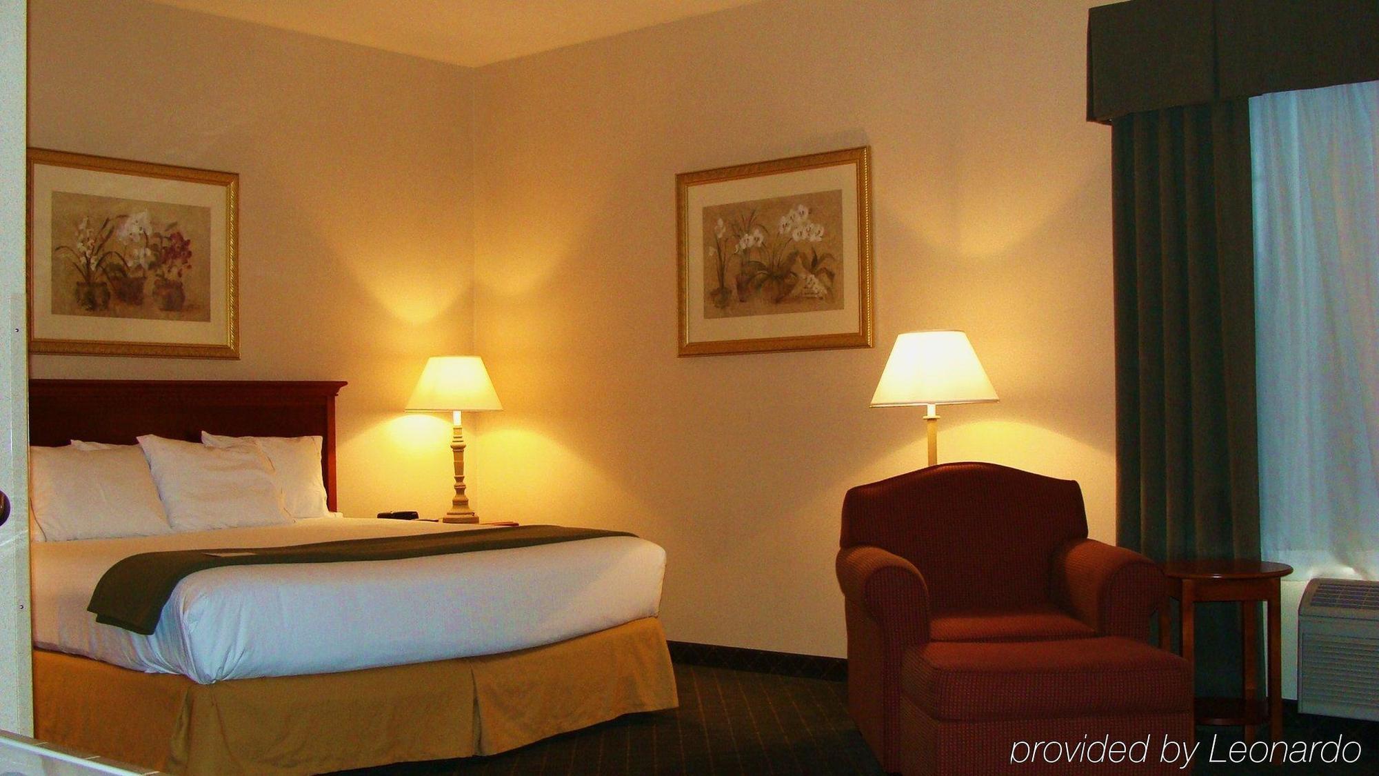 Holiday Inn Express Lebanon By Ihg Bagian luar foto