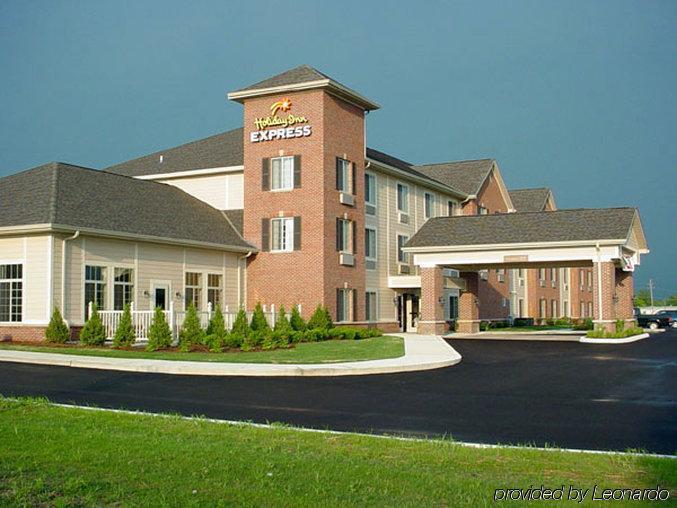 Holiday Inn Express Lebanon By Ihg Bagian luar foto